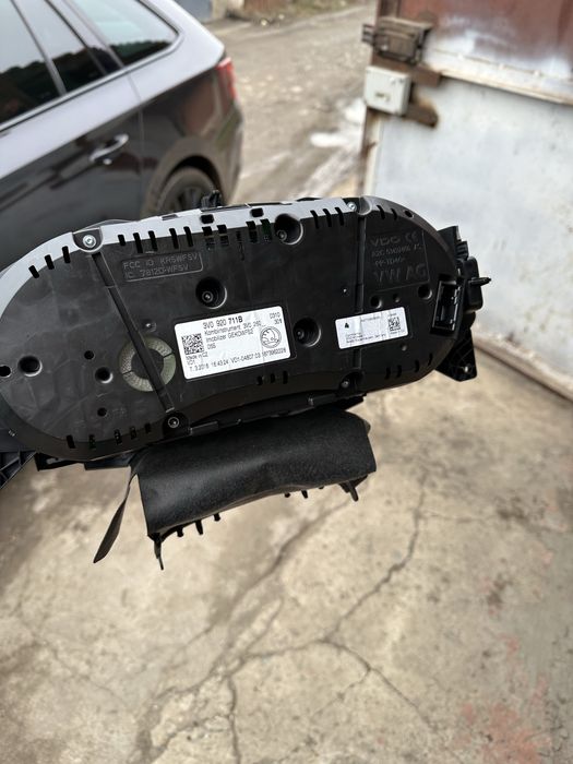 Приборная панель Шкода Супер б третий 2018 год