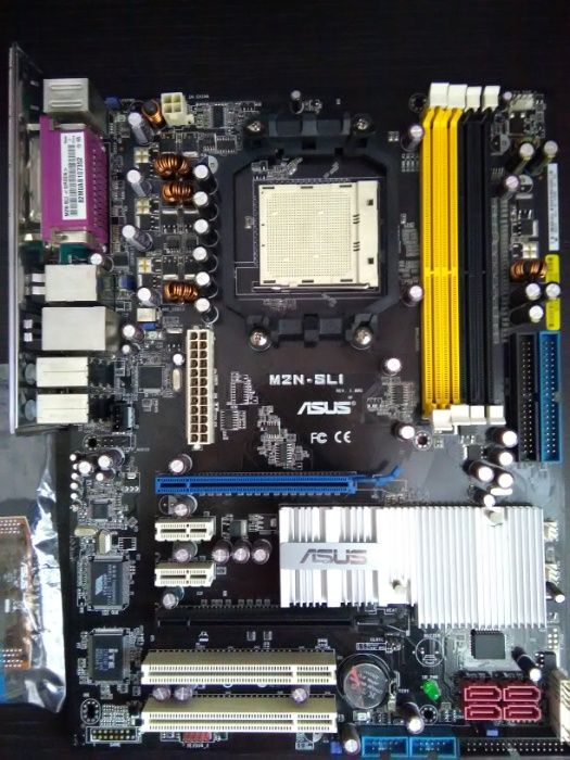 Неробоча ASUS M2N SLI сокет AM2