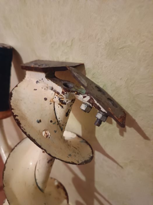 Продам рыболовные снасти и приспособления