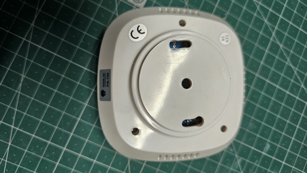 Detetor de Movimento Wireless CHUANGO Pir-700