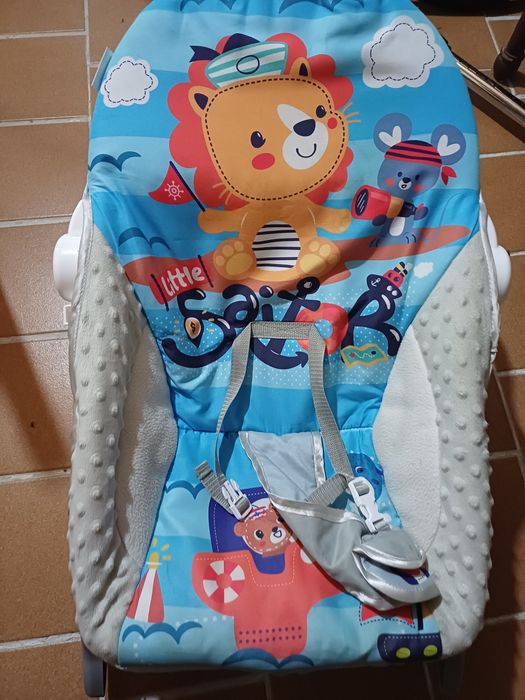 Espreguiçadeiras com brinquedo