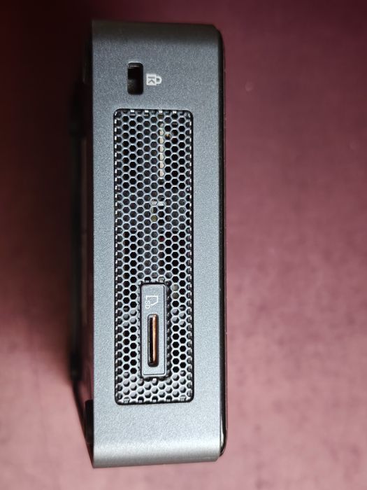Komputer intel NUC i5-8259U 16GB/512GB Windows 11