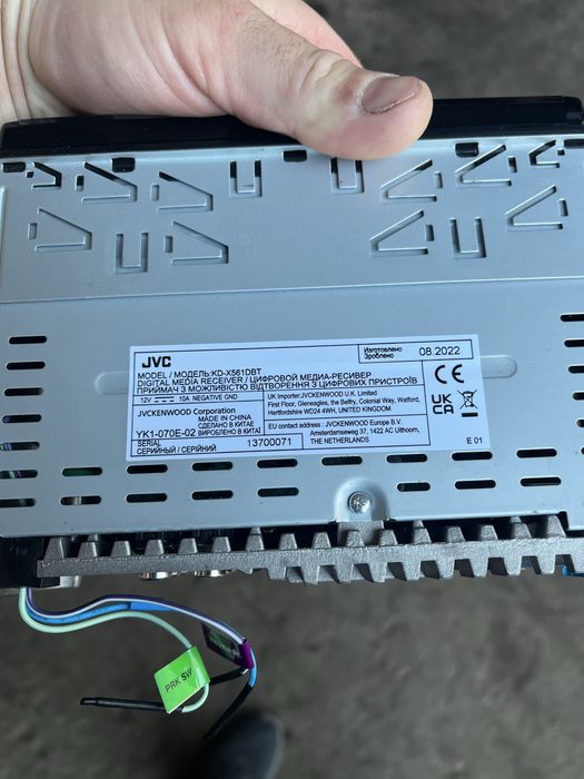 JVC   KD - X560BT  pioneer DEH 220UB