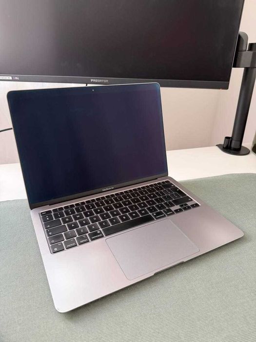 MacBook Air M1, 2020