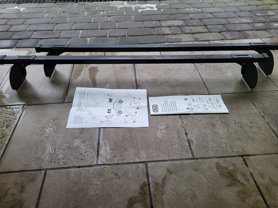 Bagażnik dachowy samochodowy marki CRUZ