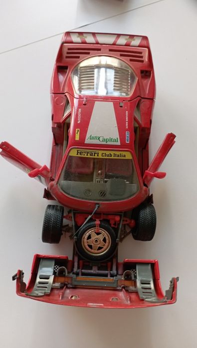 Ferrari miniatura