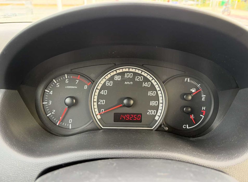 Suzuki Swift III 1.3 (92 KM) rok prod. 2008