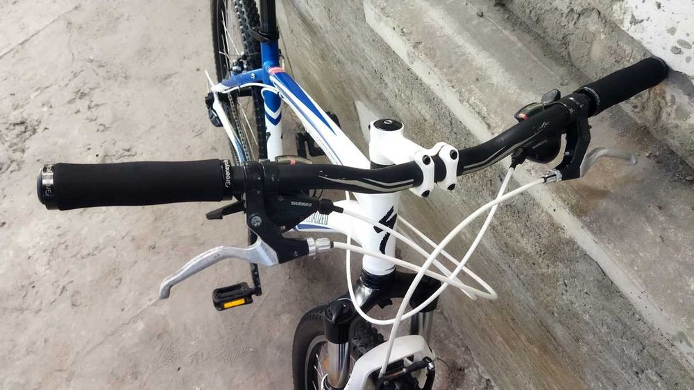 Specialized Hardrock Sport 2011 (США) повністю обслужений!