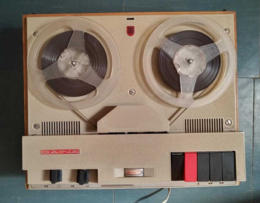 Вінтажний магнітофон DAINA Е-29   1975рік