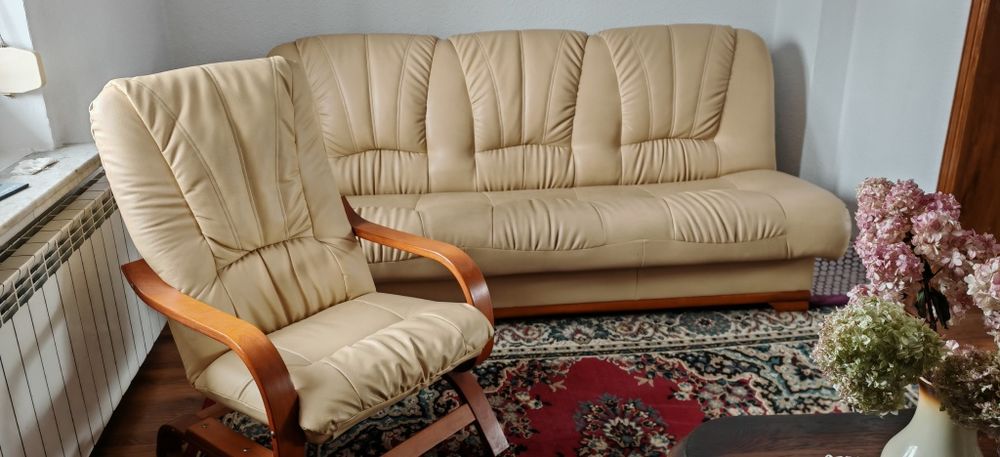 Rozkładana sofa i fotel