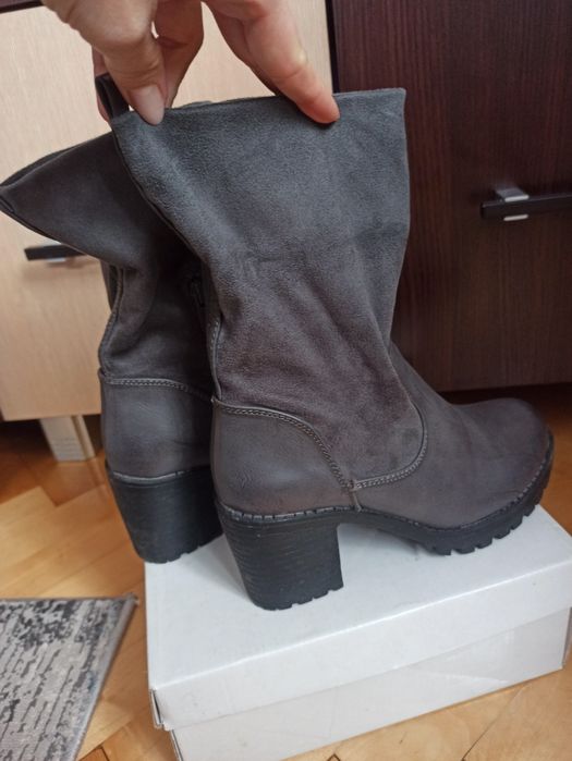 Botki na klocku r. 38