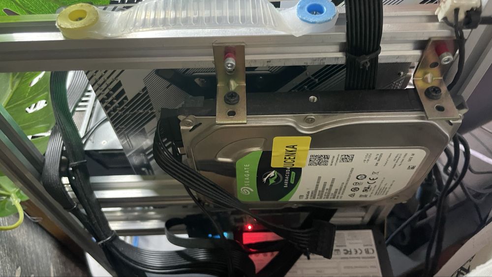 Продам стенд, откритий копус для пк