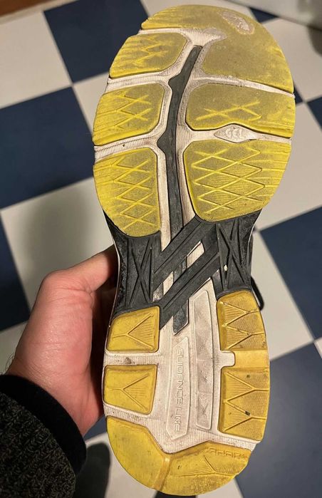 Asics Running Dynamic Duo em bom estado