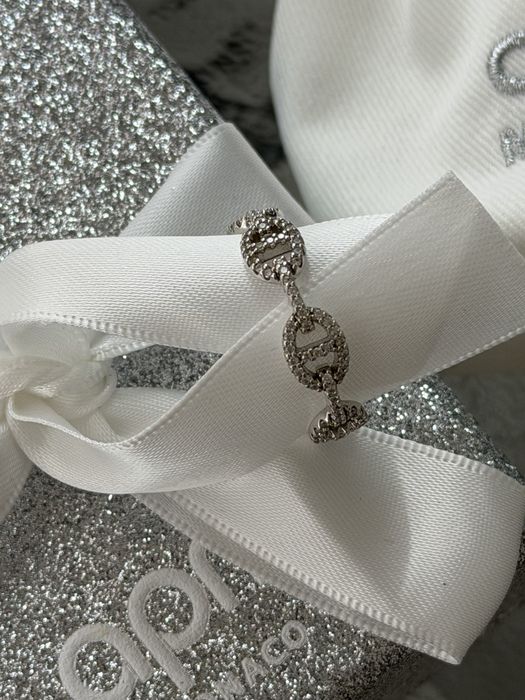 Нова каблучка від APM monaco