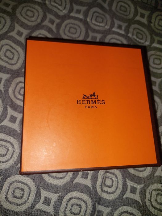 Cinto Louis Vuitton e HERMES novos