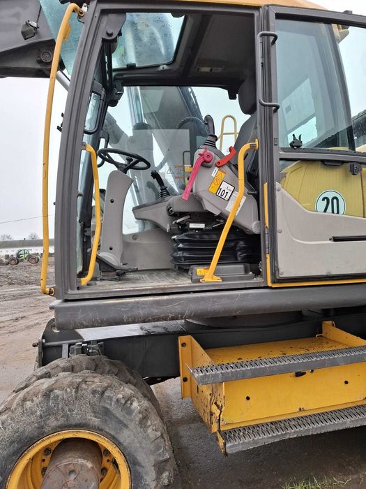 Koparka kołowa Volvo EW160D