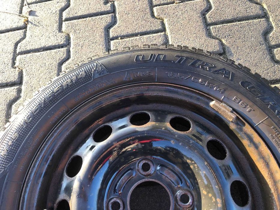 2 koła felgi stalowe 4x108+ 2 opony zimowe 185/65/14 GOODYEAR
