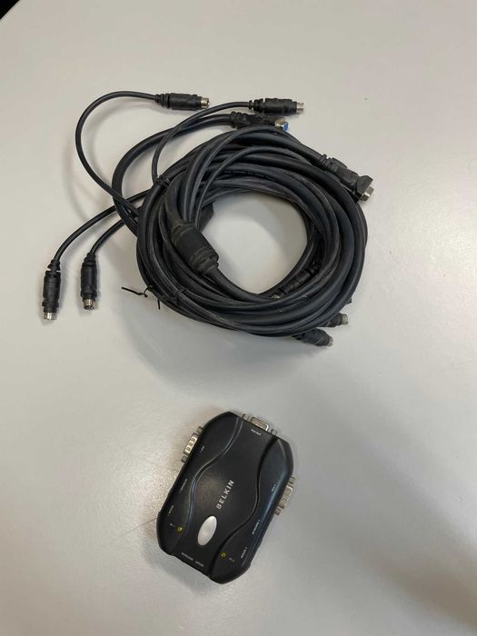 KVM Belkin VGA and PS/264283847447042121