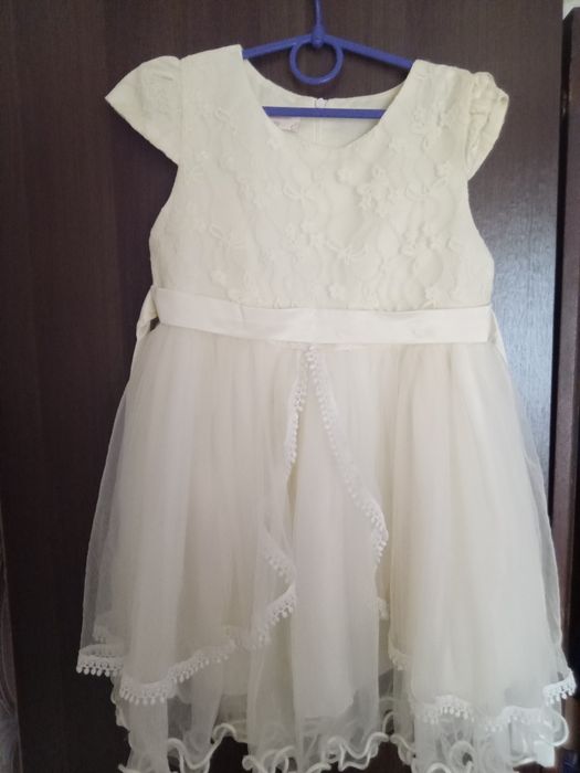 Плаття для дівчинки на зріст 116-122см