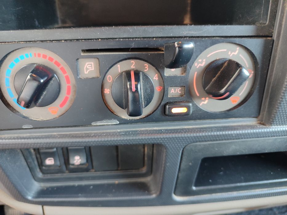 Nissan Cabstar NT400 3.0D-ID