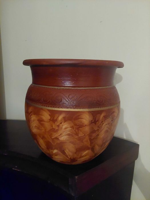 Elegsnte pote cerâmico decorativo