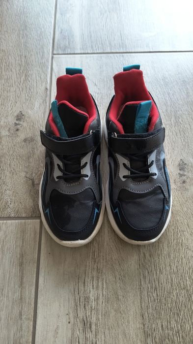 Adidasy chłopięce 31
