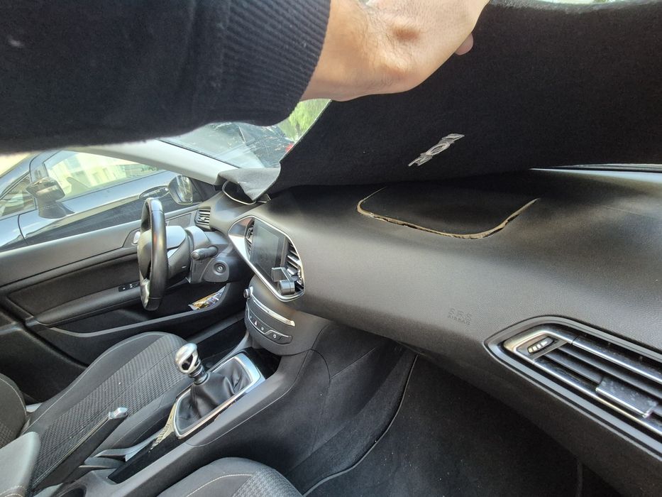 Peugeot 308 em bom estado