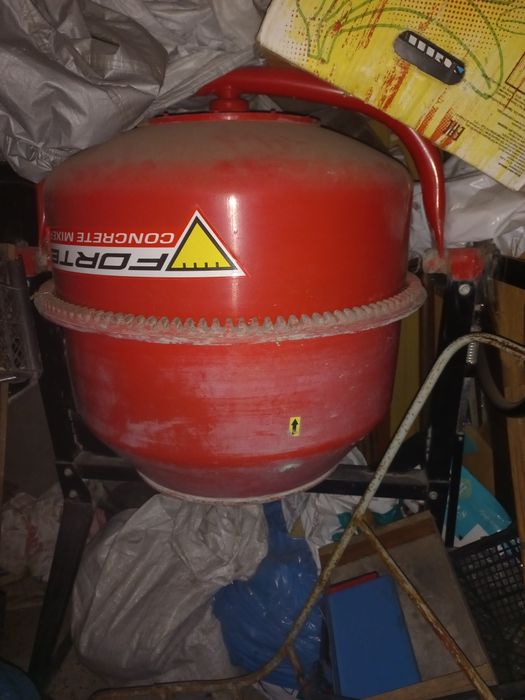 Бетонометка бетонозмішувач Forte EW8160 P