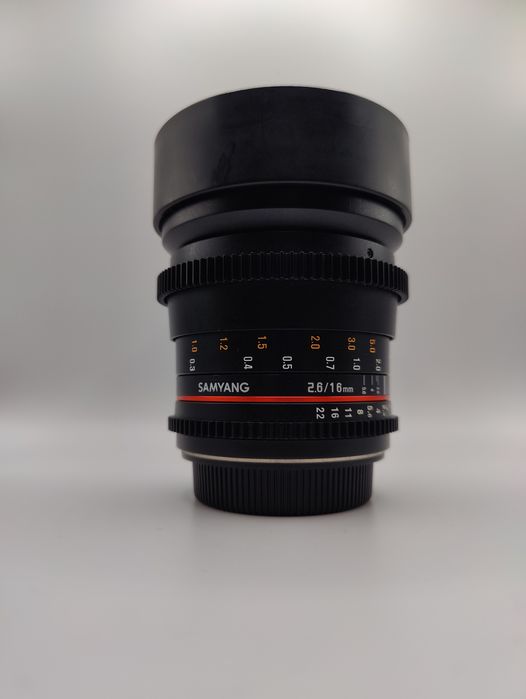 Lente grande angular Samyang 16mm T2.6 VDSLR ED AS UMC - Canon EF Fit