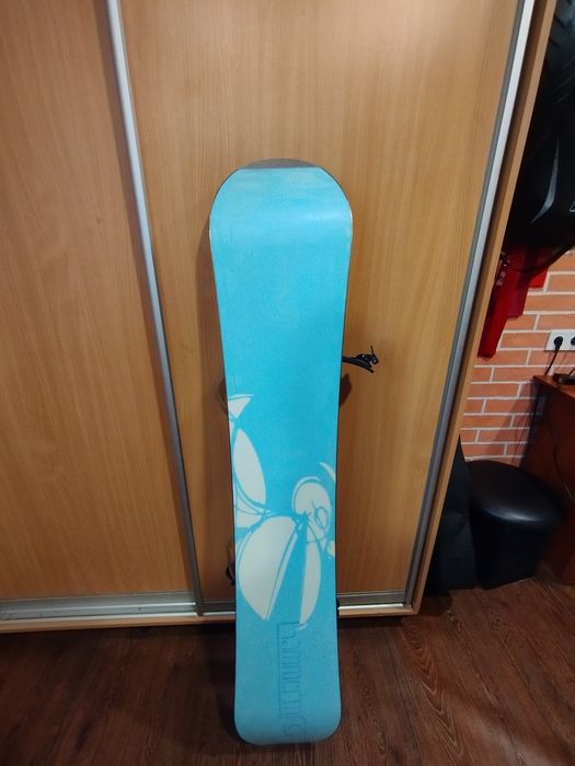 Продам гарний Сноуборд