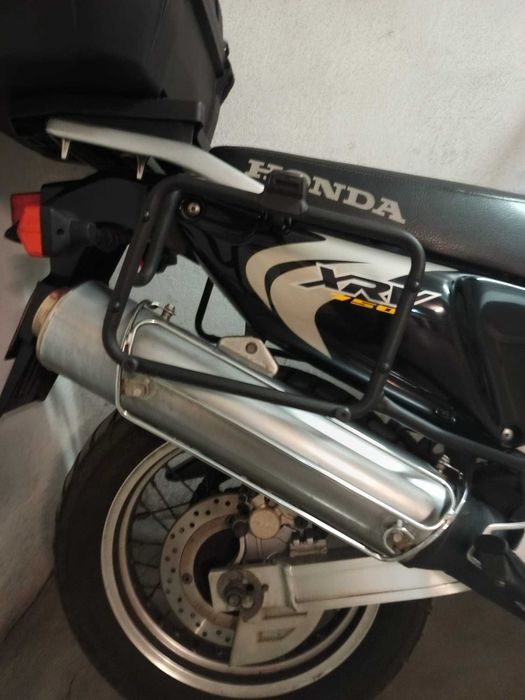 AfricaTwin XRV 750 Dezembro 2002 (ultimo ano desta geração) - 1 dono muito estimada.