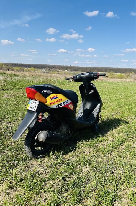 Скутер Suzuki lets 2