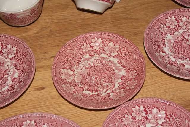 Porcelana różowa Royal Tudor Ware