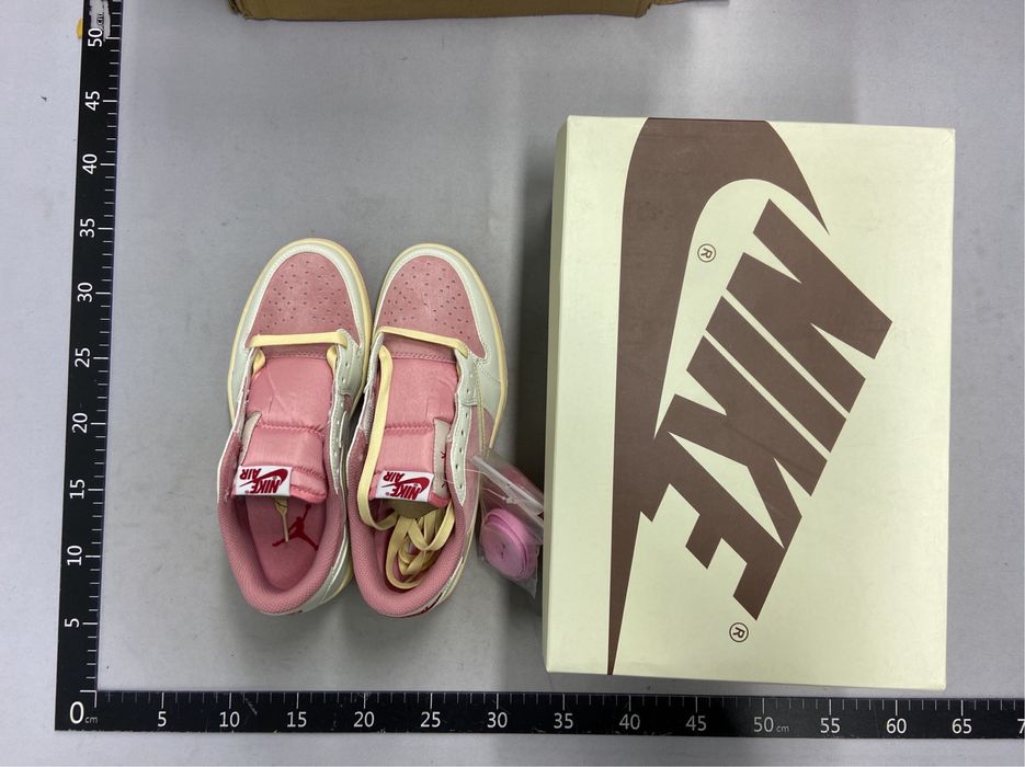 Jordan 1 Retro Low OG SP Sail Shy Pink – Tamanho 40