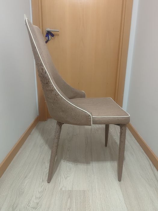 Cadeiras para despache (quatro)