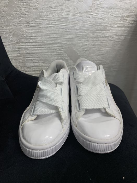 Жіночі кросівки Puma Basket Heart Patent