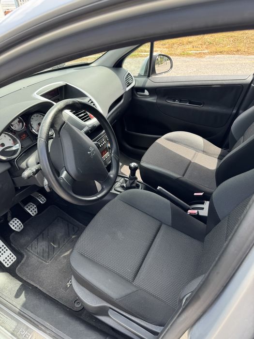 Peugeot 207 sw 2012 full extras