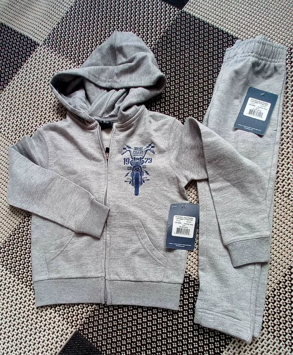 Костюм Cherokee  4-5 р C.arters  штани спортивні 5 р ,Світщот Lupil