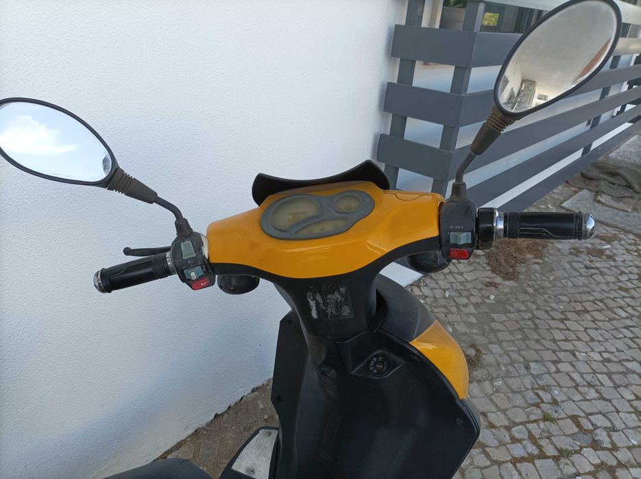 scooter 100 % eletrica