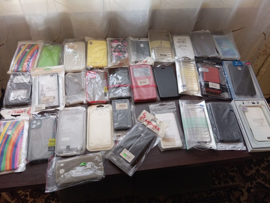 Продам лот для телефонів