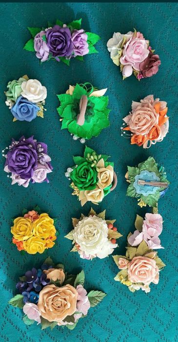 Резинки,заколки для волосся ручної роботи з фоамірану