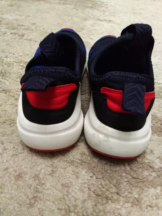 Кроссовки zara 29 размер