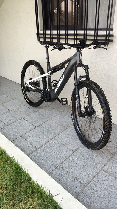 E-Bike KTM Macina Chacana (Dupla Suspensão FOX) – Como Nova