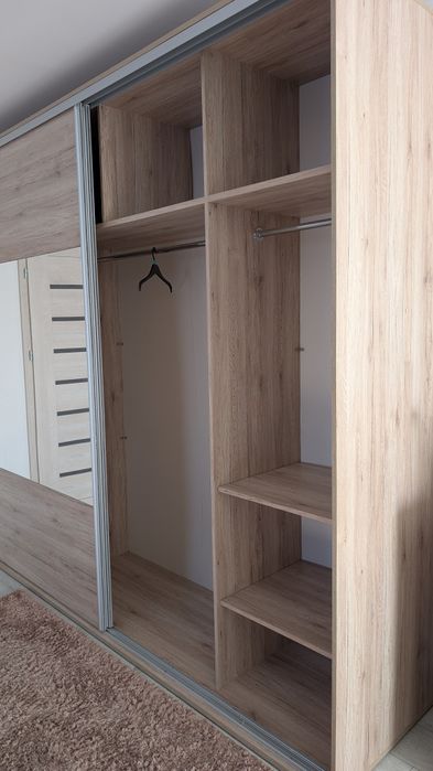 Szafa, Garderoba - wys. 2.40 , dł. 2.62, gł. 66.5