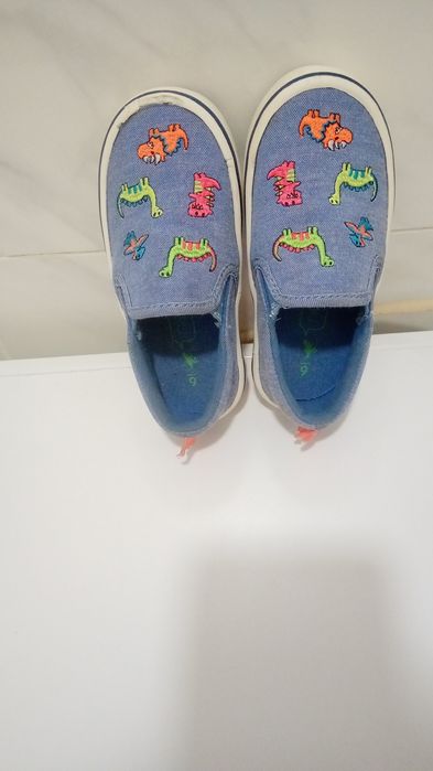 Дитячі макасіни.