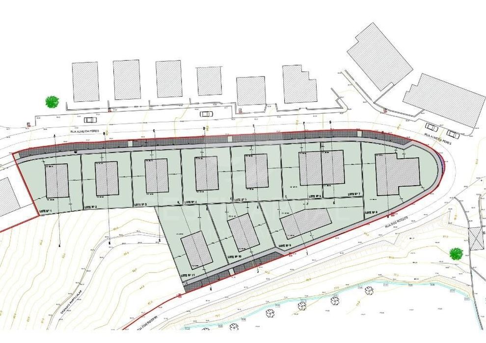 Lote de terreno com 550 m2 no Marco