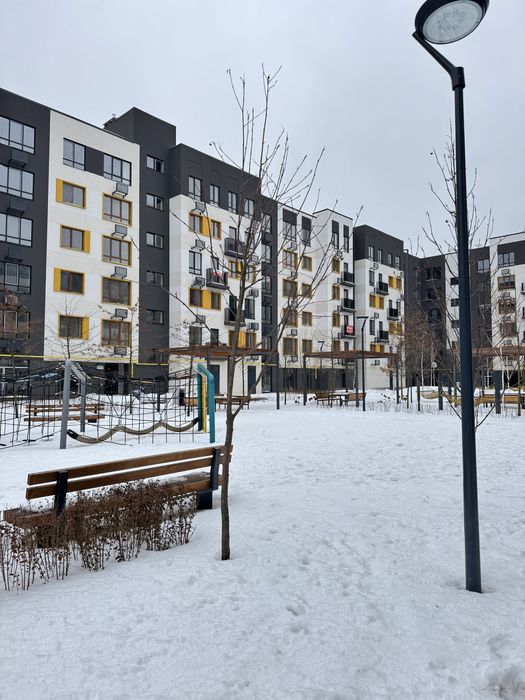 Продаж квартири в ЖК Молодість з ремонтом