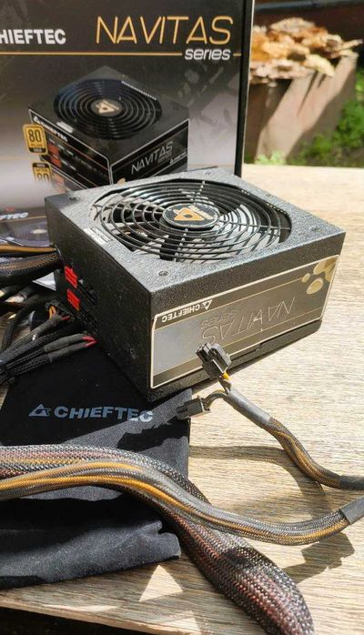 блокживлення 80+ Gold 1КВт 1000 Ват Navitas Chieftec 12B 1000Вт