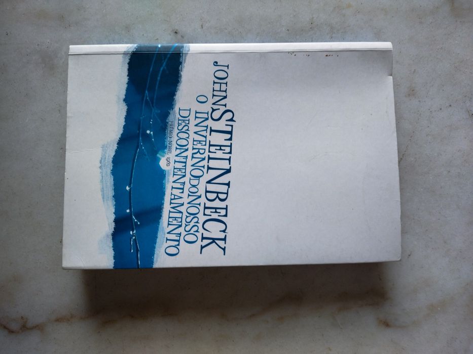 Vários livros de autores nacionais e internacionais