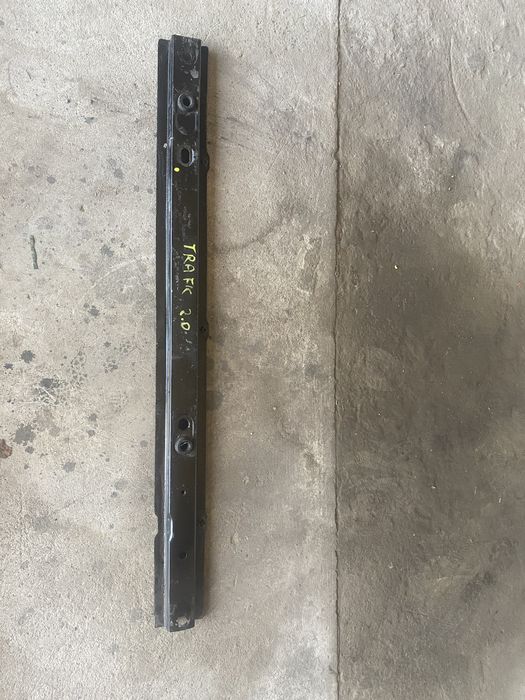 Belka pod chlodnice trafic 2.0 dci lift